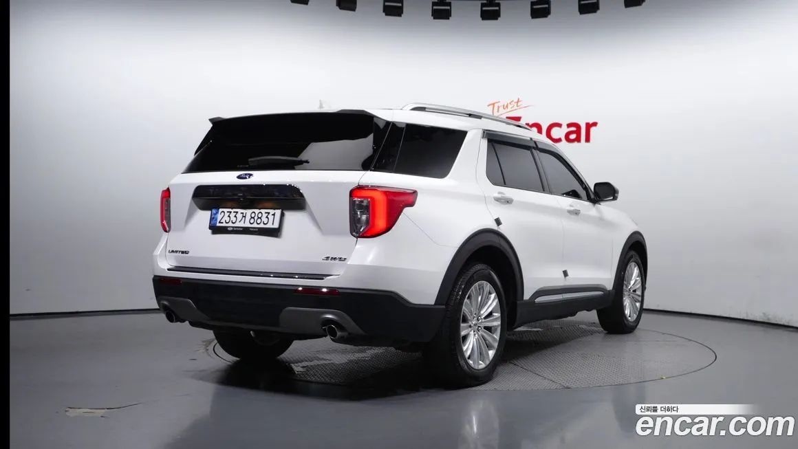 Ford Explorer 2023 из KR, фото 2