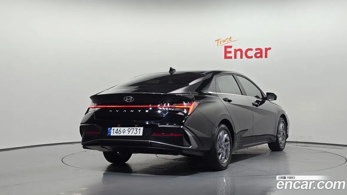 Hyundai AVANTE — фото 2