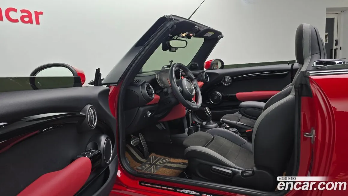 [object Object] Cooper Convertible 2021 из KR, фото 10