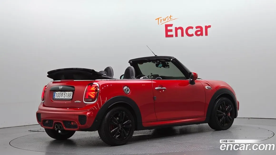 [object Object] Cooper Convertible 2021 из KR, фото 2