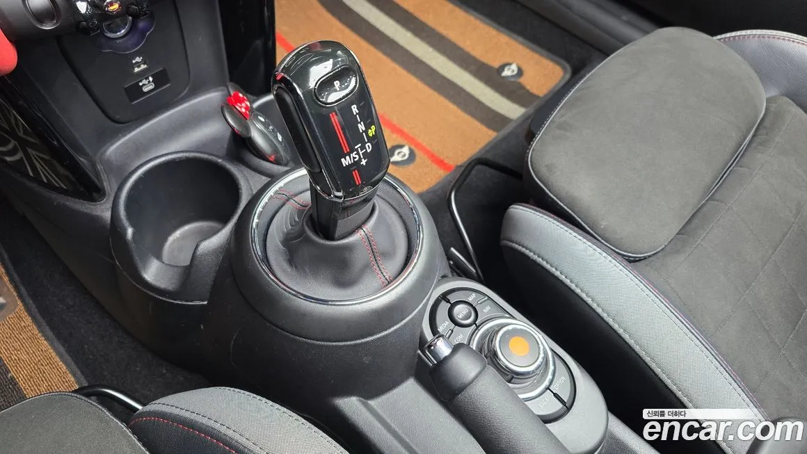 [object Object] Cooper Convertible 2021 из KR, фото 9