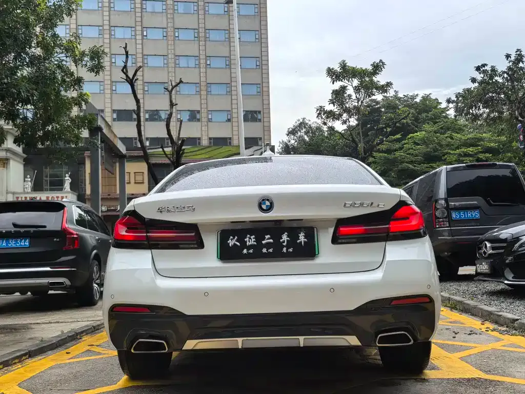 BMW 5 Series New Energy — фото 6