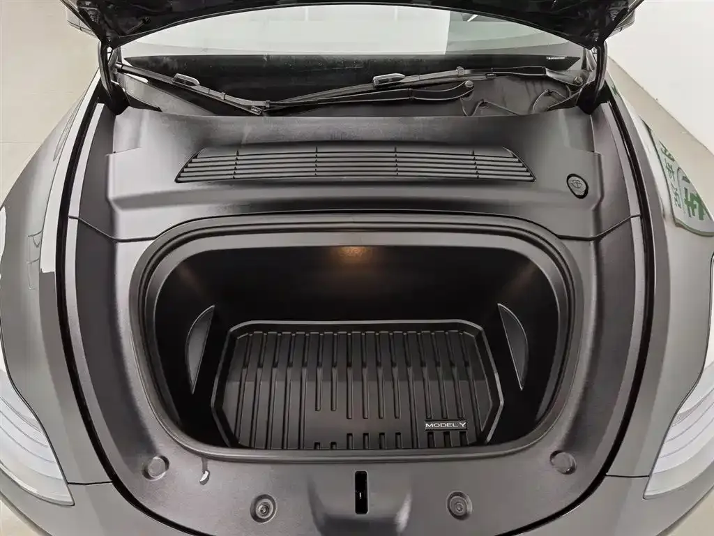 Tesla Model Y 2023 из CN, фото 6