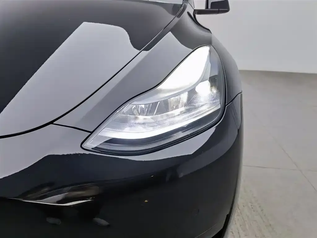 Tesla Model Y 2023 из CN, фото 7
