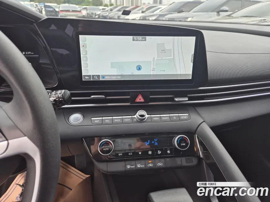 Hyundai AVANTE — фото 9