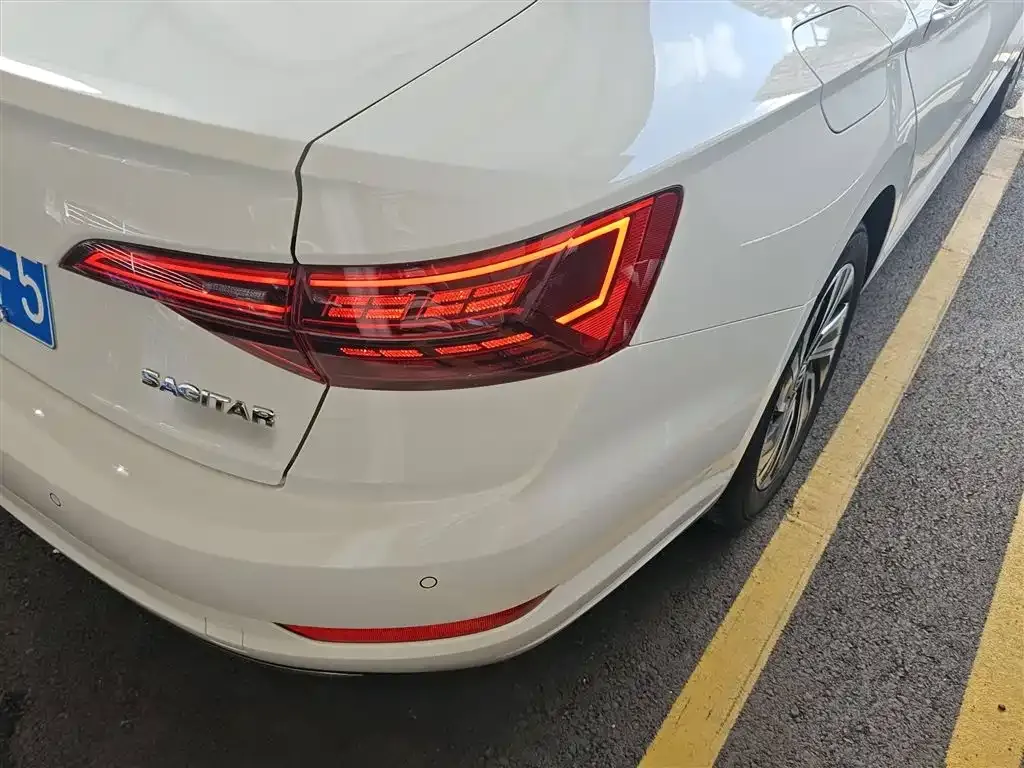 Volkswagen Sagitar 2022 из CN, фото 8