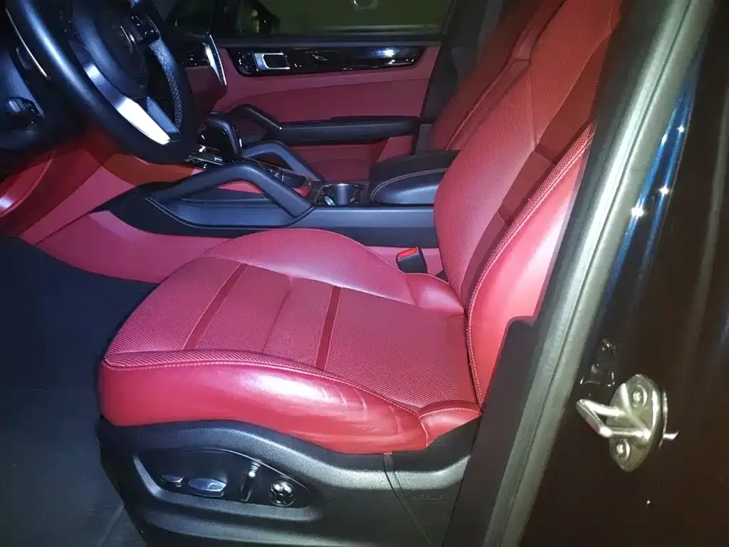 Porsche Cayenne 2021 из CN, фото 8