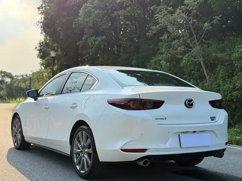 Mazda 3 Axela 2022 из CN, фото 6