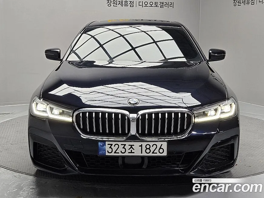 BMW 5-Series 2021 из KR, фото 2