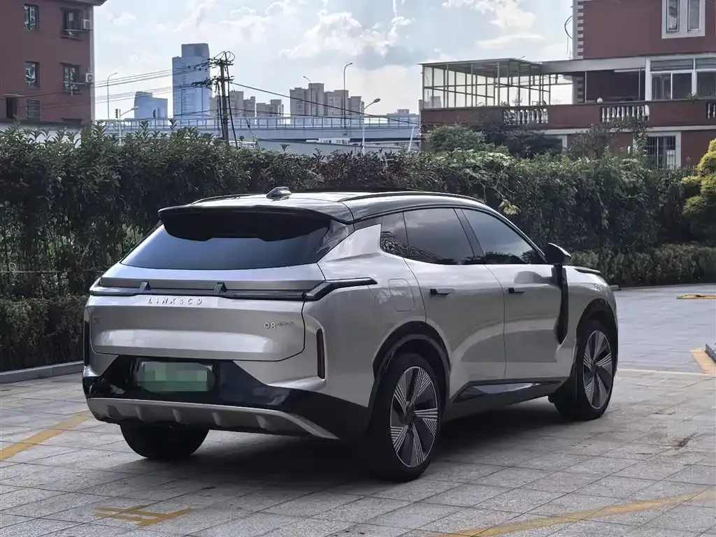 Lynk & Co 08 EM-P 2023 из CN, фото 6