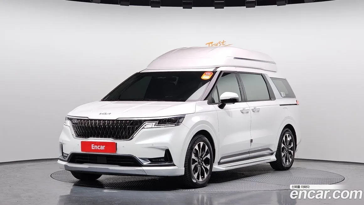 Kia Carnival — фото 1