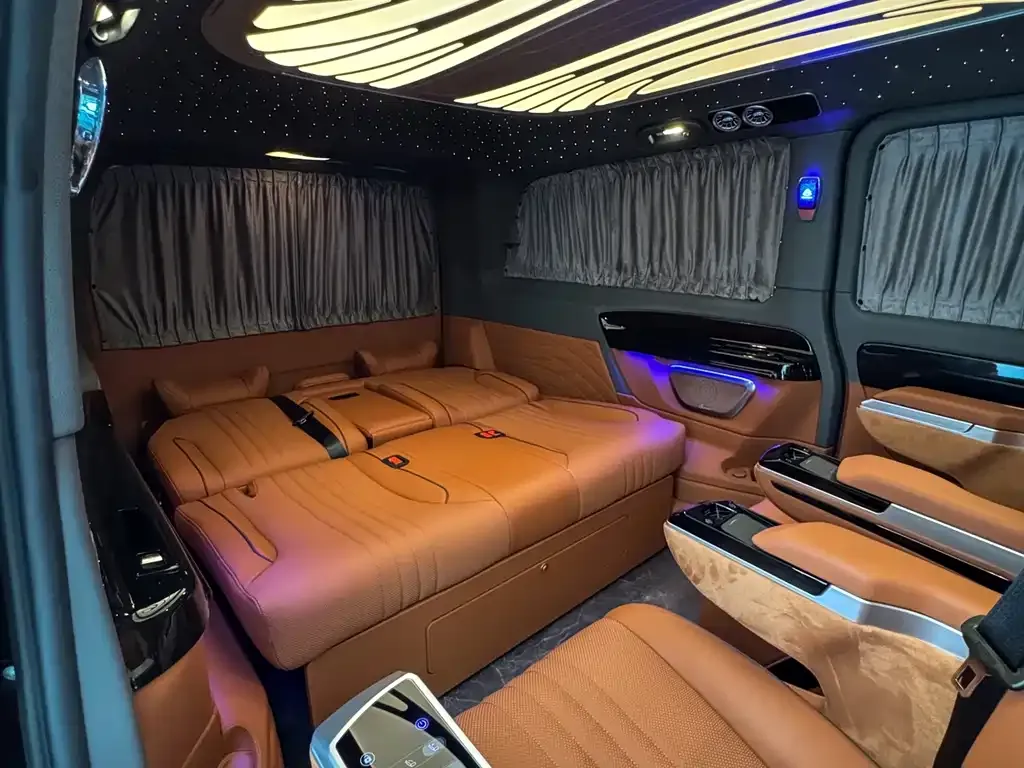 Mercedes-Benz Vito 2023 из CN, фото 7