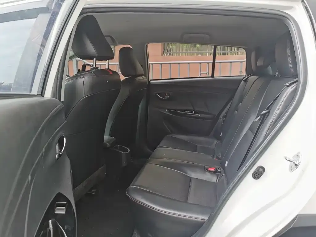 Toyota Yaris L 2022 из CN, фото 10