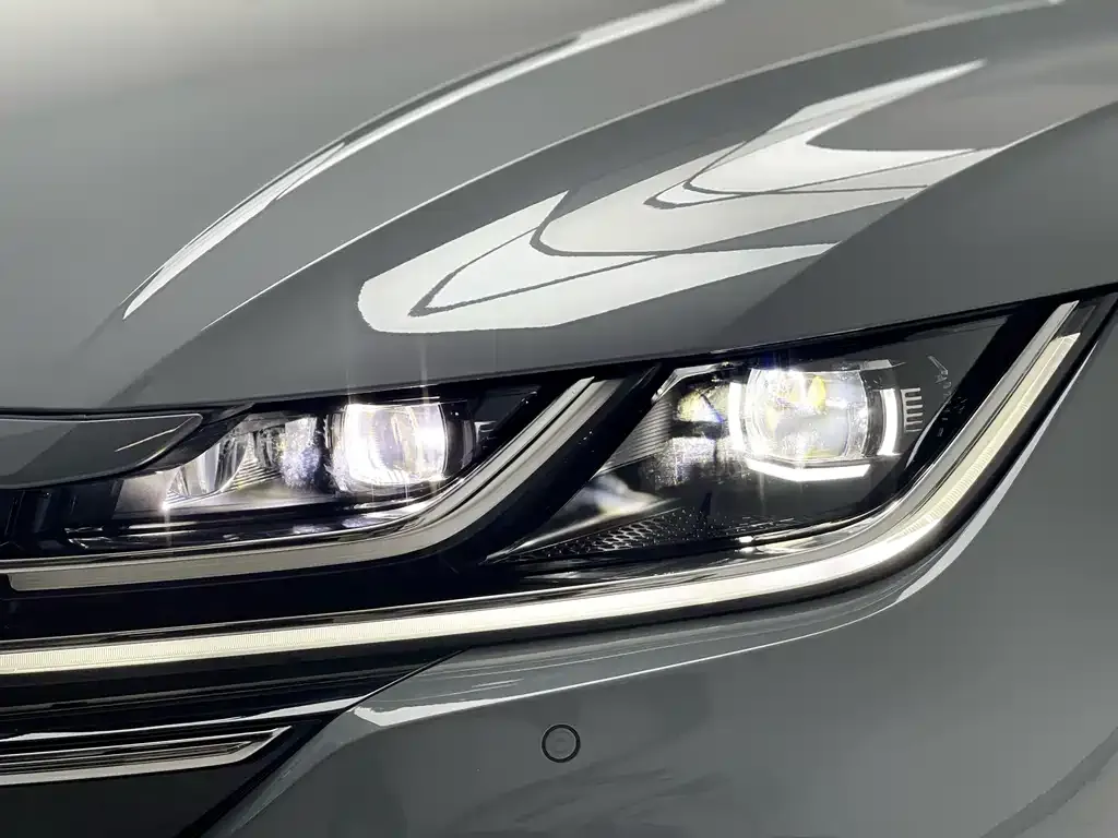 Volkswagen CC 2024 из CN, фото 8