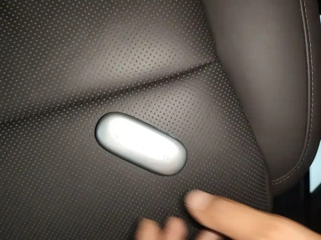 Li Auto L8 2024 из CN, фото 9