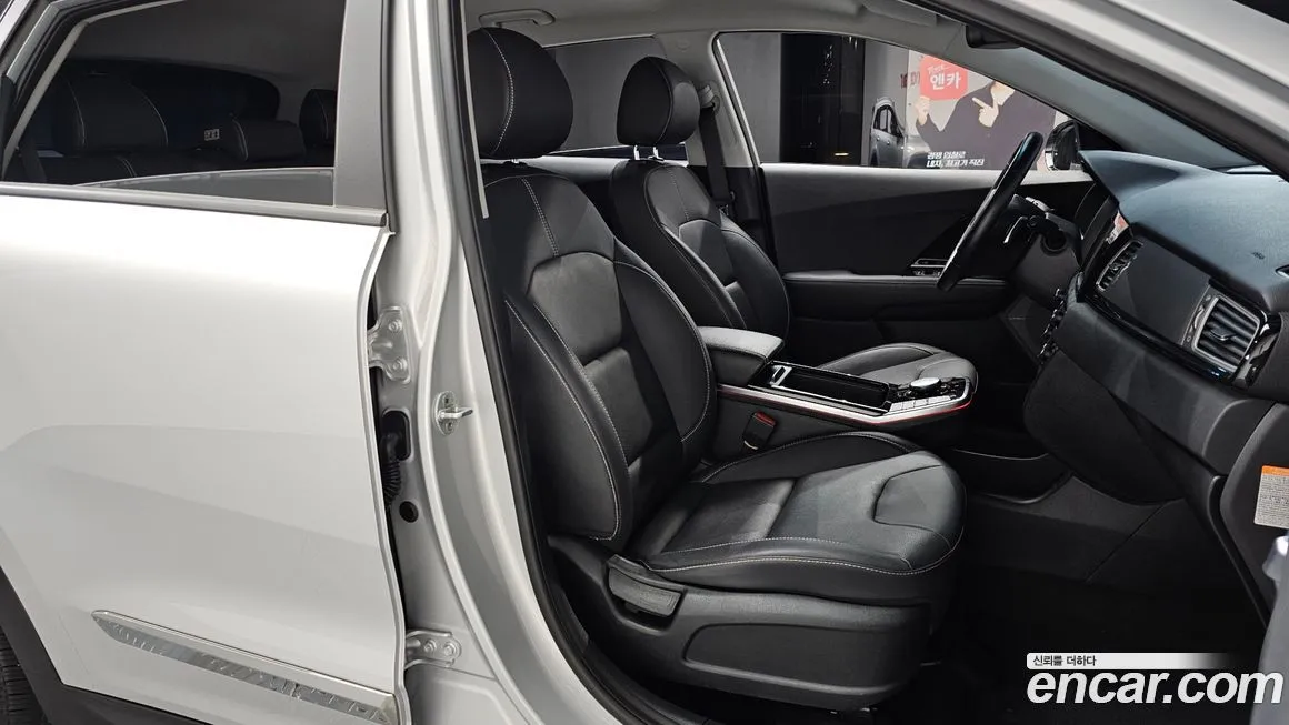 Kia Niro 2021 из KR, фото 10
