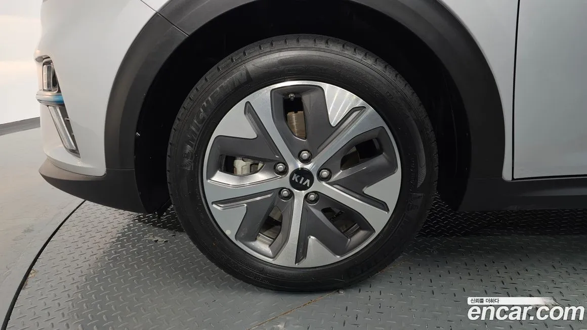 Kia Niro 2021 из KR, фото 5