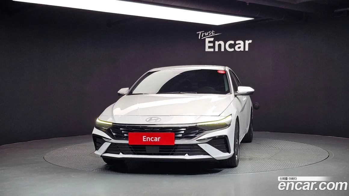 Hyundai AVANTE — фото 3