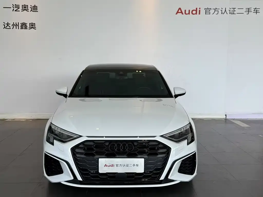 Audi A3 2023 из CN, фото 3