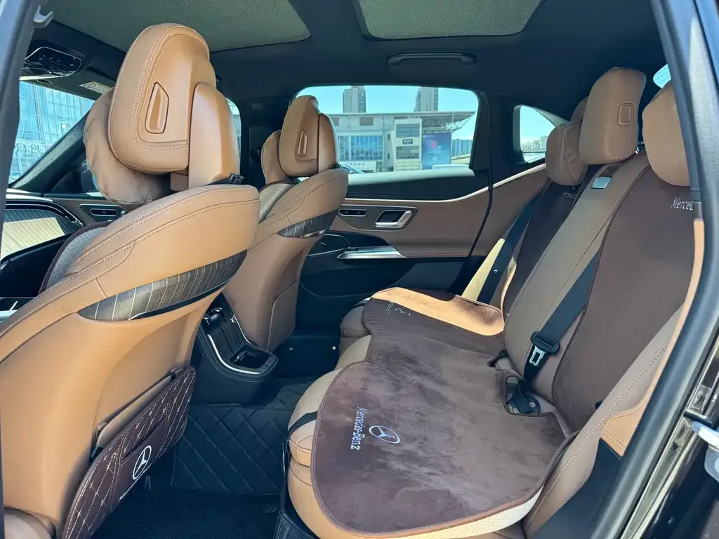 Mercedes-Benz E-Class 2024 из CN, фото 6