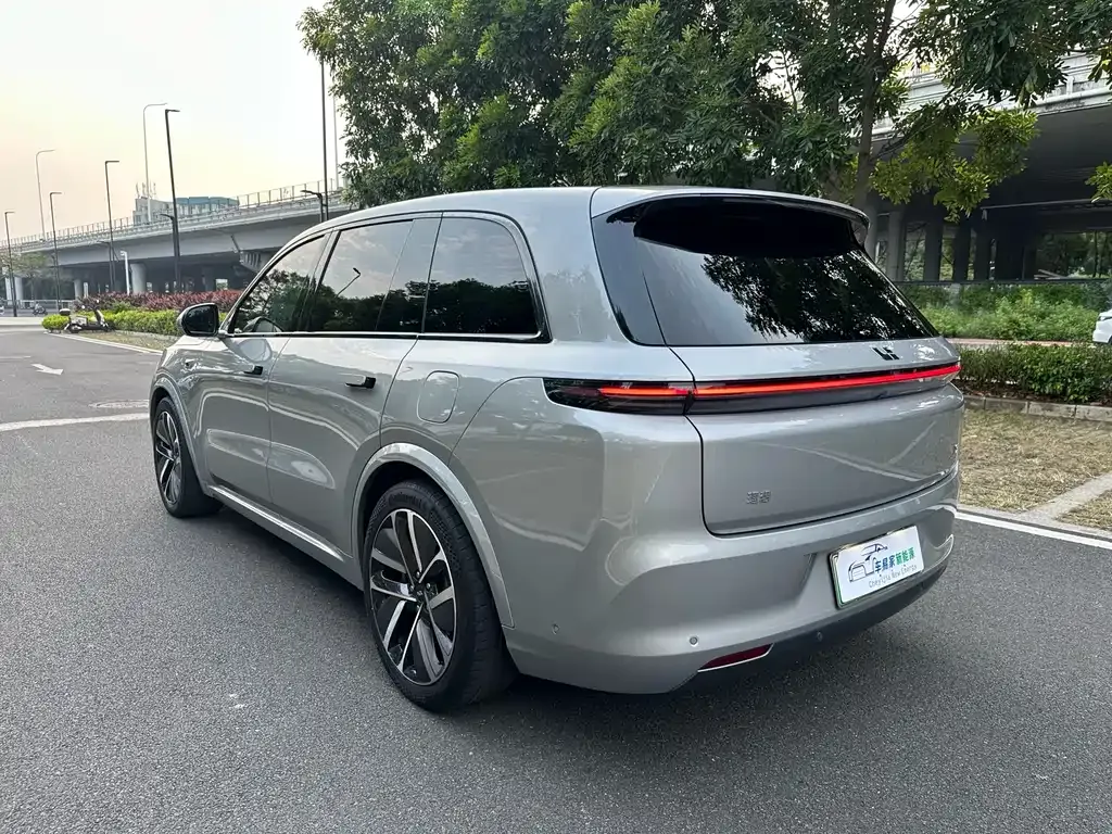 Li Auto L8 2022 из CN, фото 7
