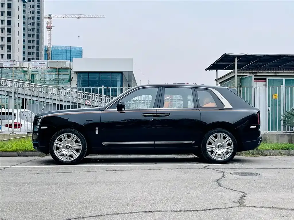 Rolls-Royce Cullinan — фото 2