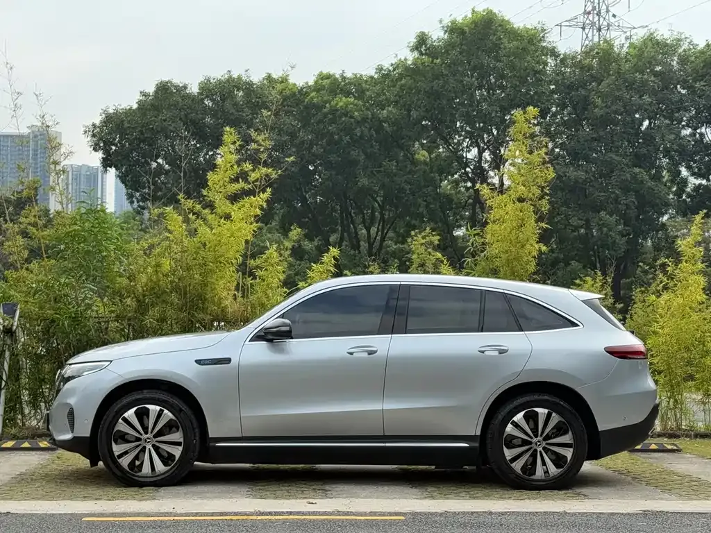 Mercedes-Benz EQC — фото 3