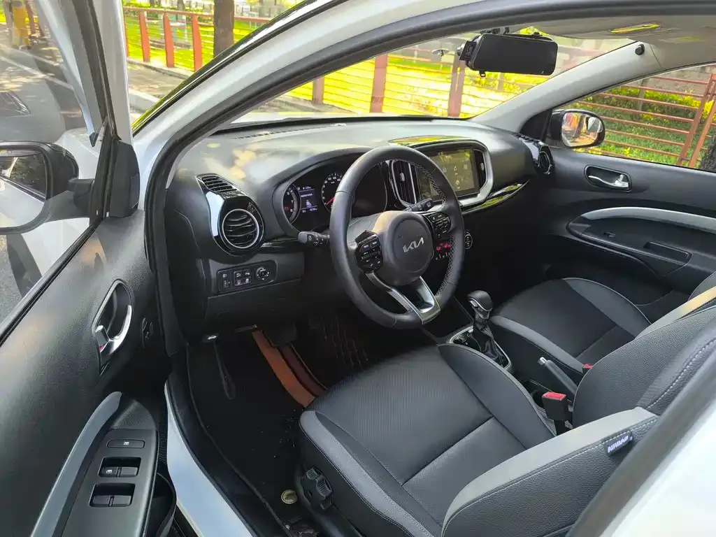 Kia KX1 2022 из CN, фото 10