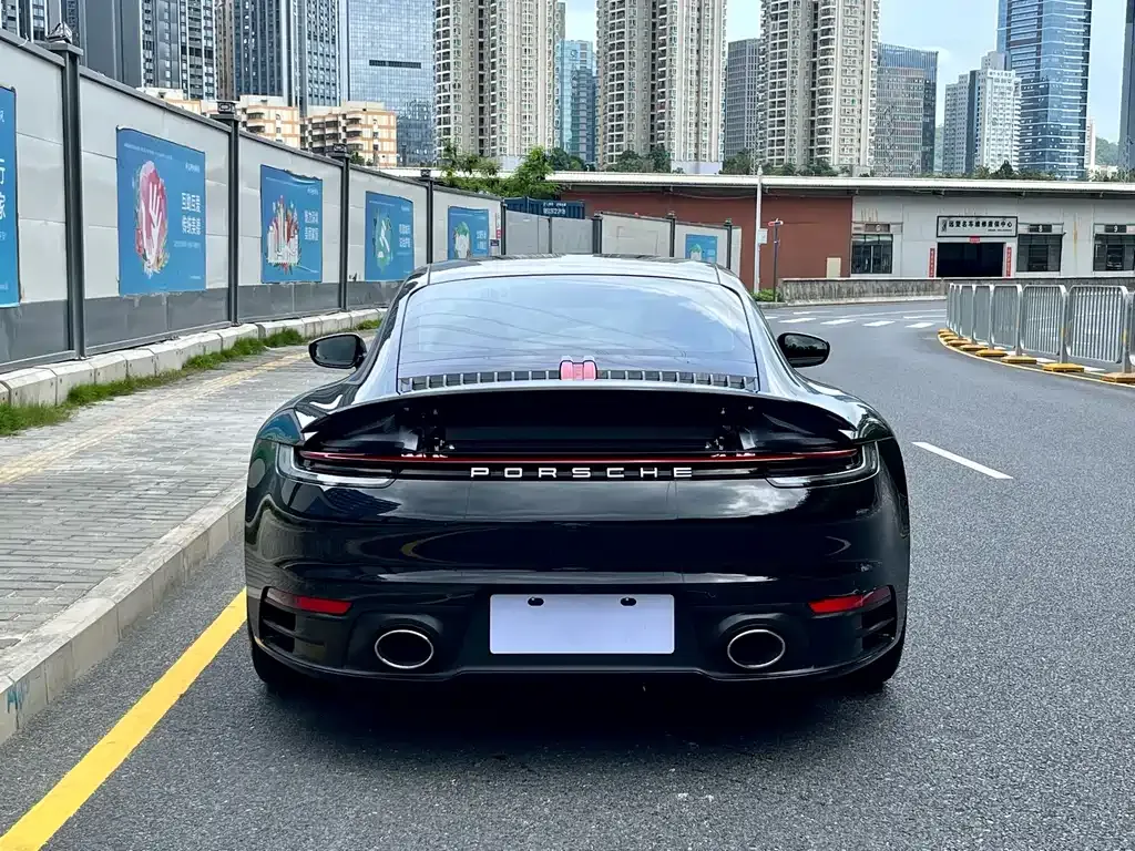 Porsche 911 2021 из CN, фото 5