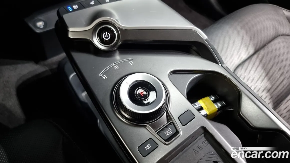 Kia EV6 — фото 9