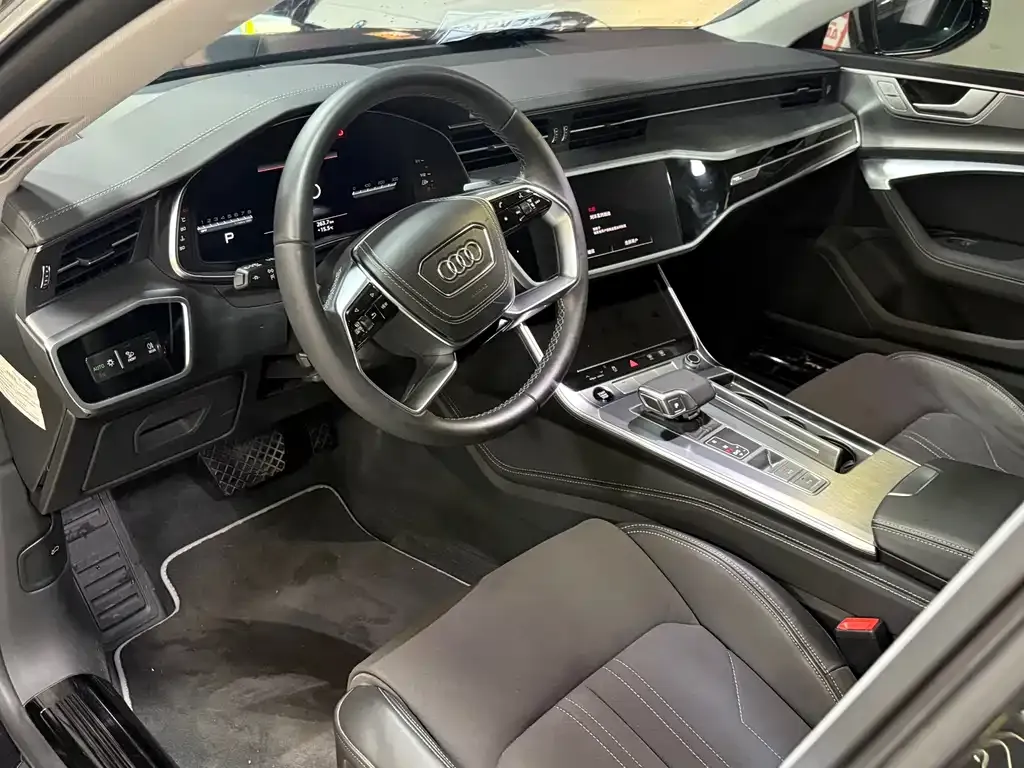 Audi A7L 2025 из CN, фото 4
