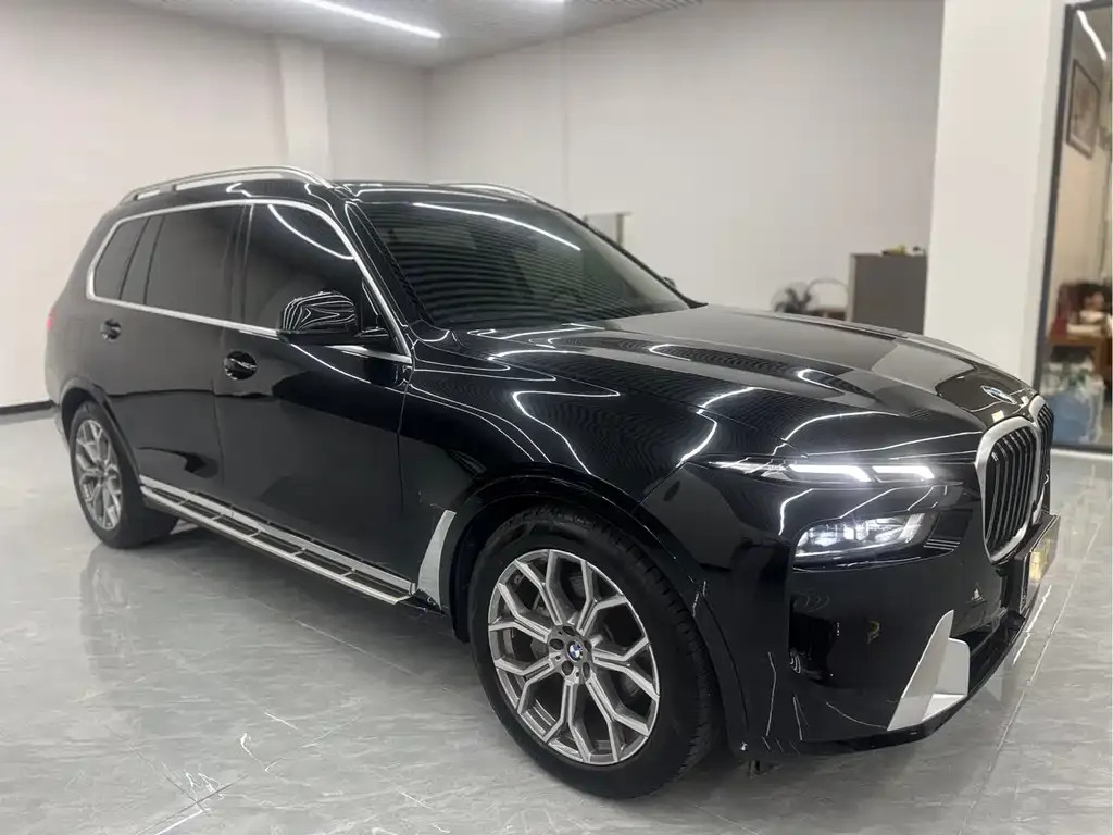 BMW X7 2023 из CN, фото 1