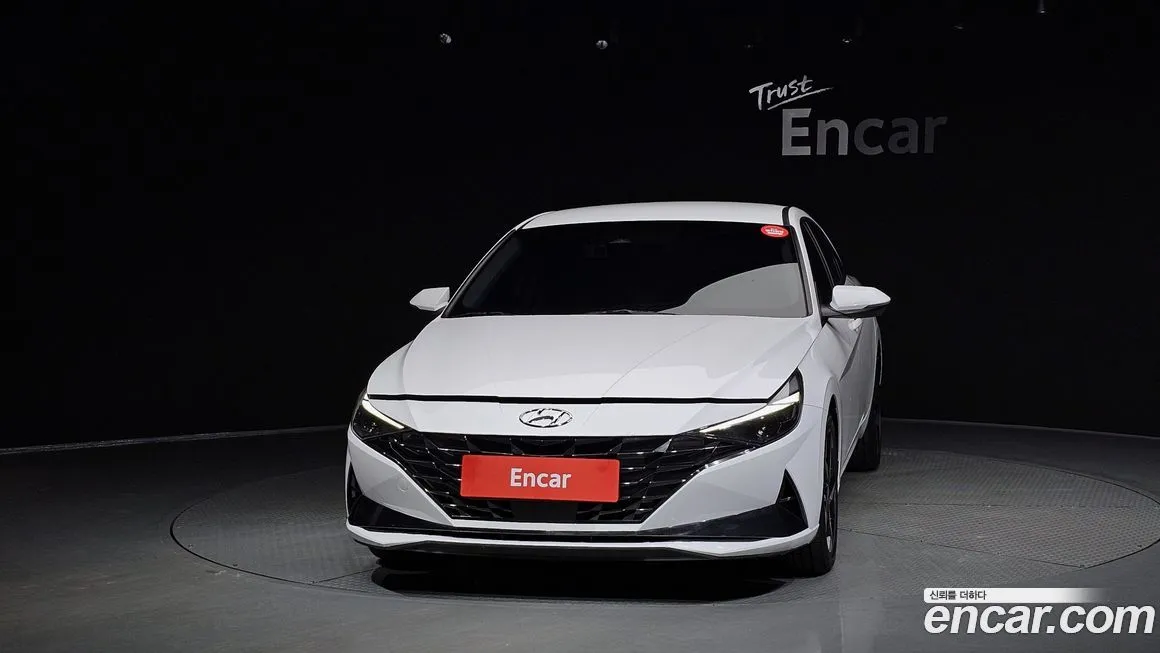Hyundai AVANTE — фото 3