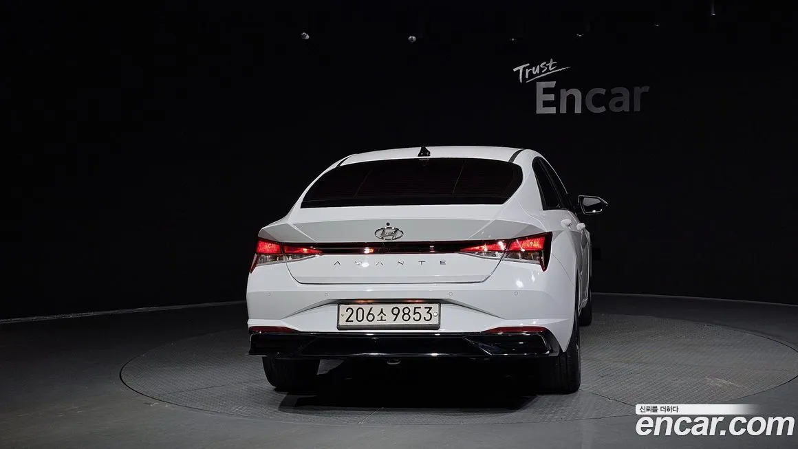 Hyundai AVANTE — фото 4