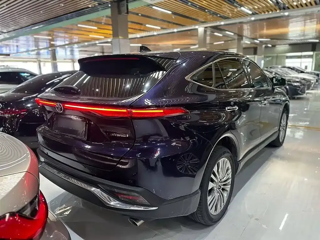Toyota Harrier 2022 из CN, фото 3
