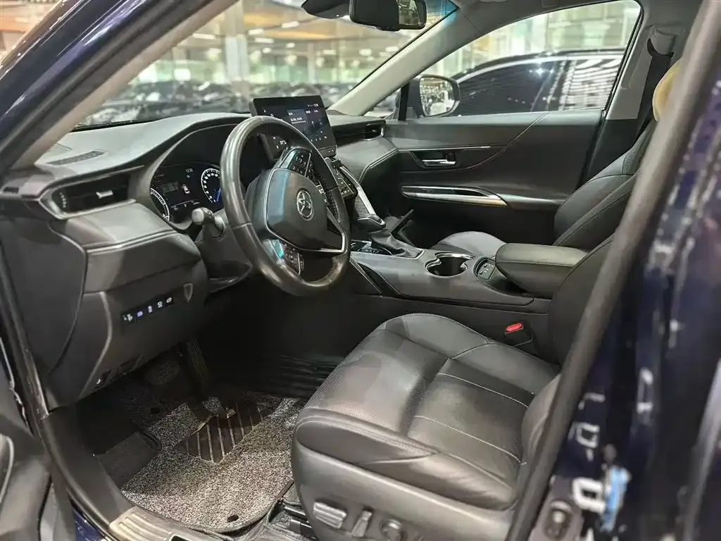 Toyota Harrier 2022 из CN, фото 9