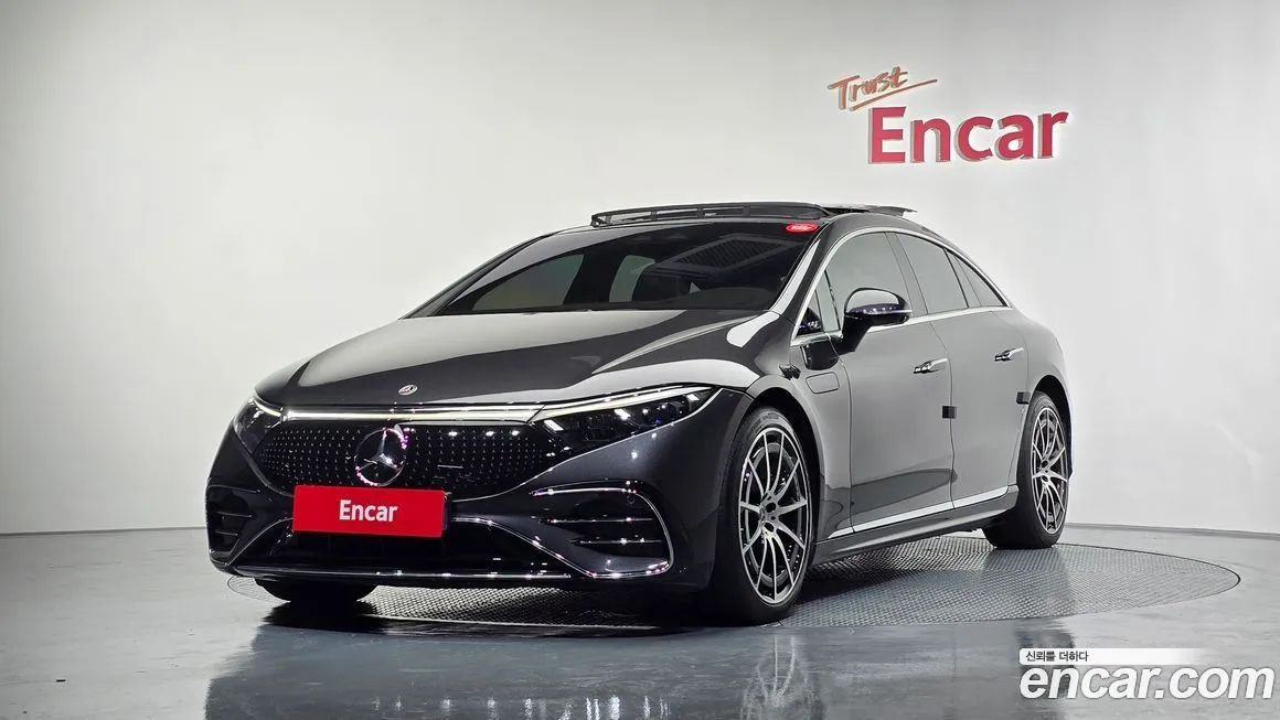 Mercedes-Benz EQS