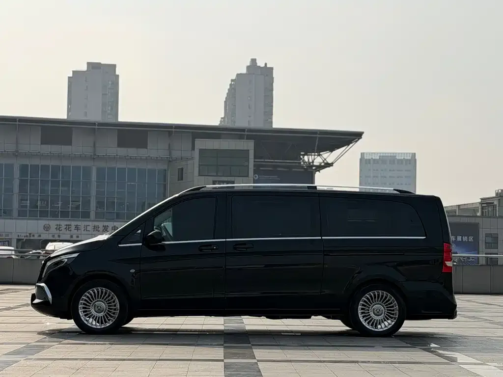 Mercedes-Benz Vito 2023 из CN, фото 3