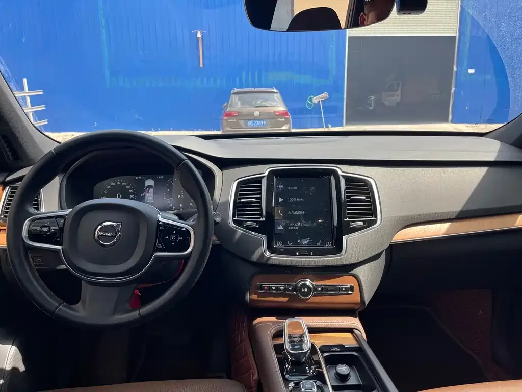 Volvo XC90 2021 из CN, фото 8