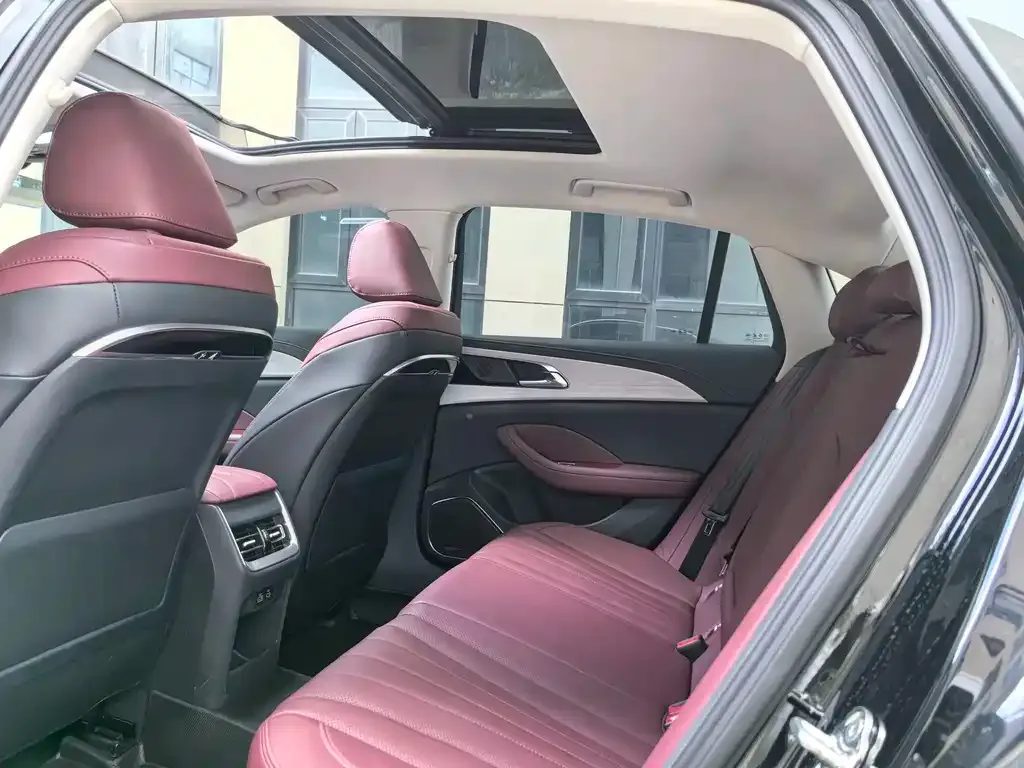 Hongqi H5 2024 из CN, фото 9