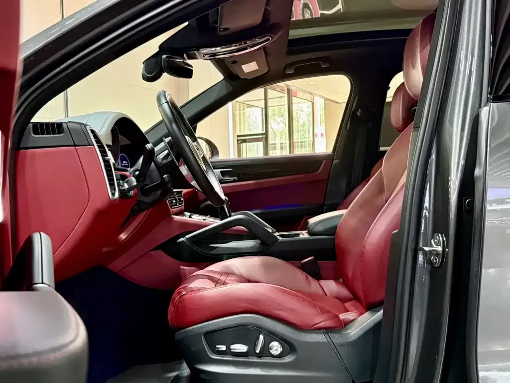Porsche Cayenne 2021 из CN, фото 7