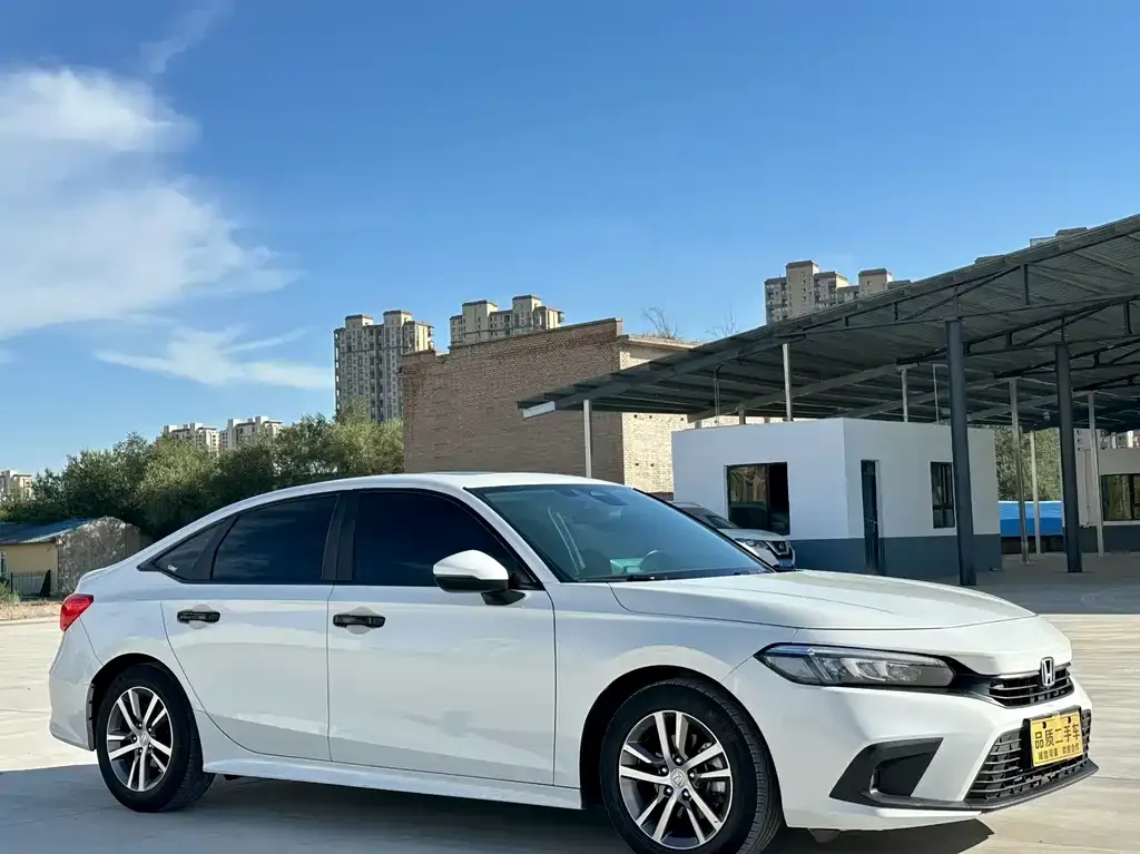 Honda Civic 2022 из CN, фото 2