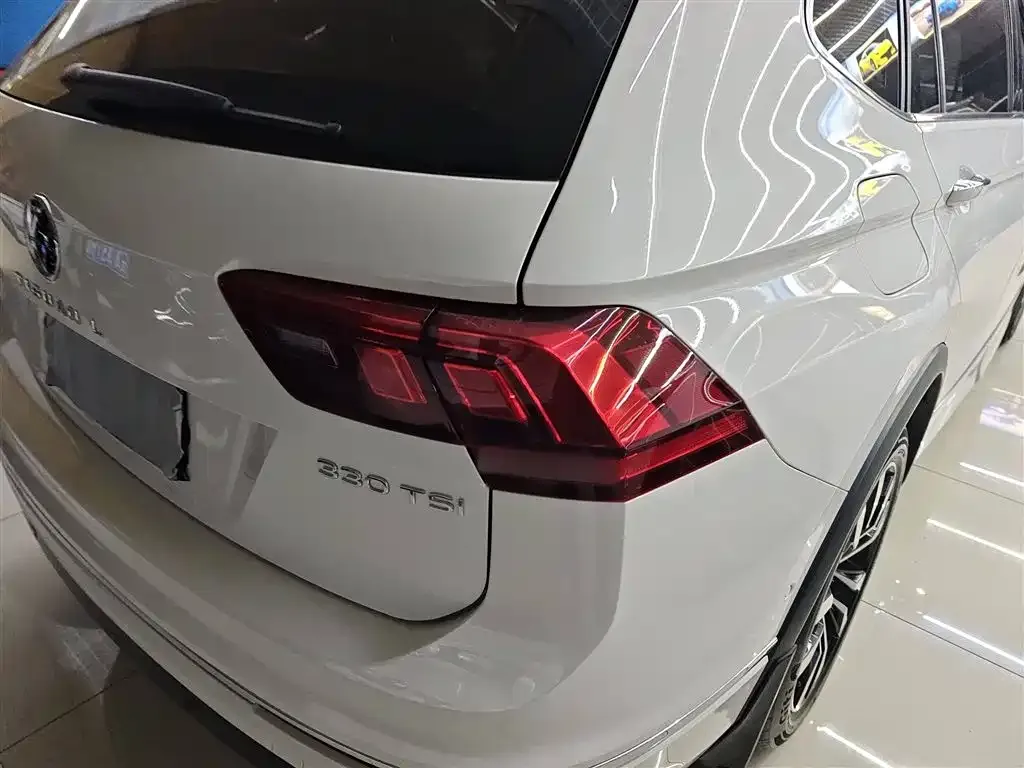 Volkswagen Tiguan L 2021 из CN, фото 8