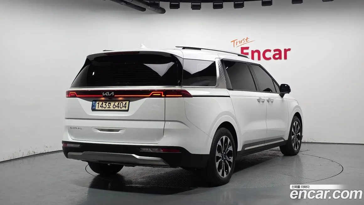 Kia Carnival — фото 2