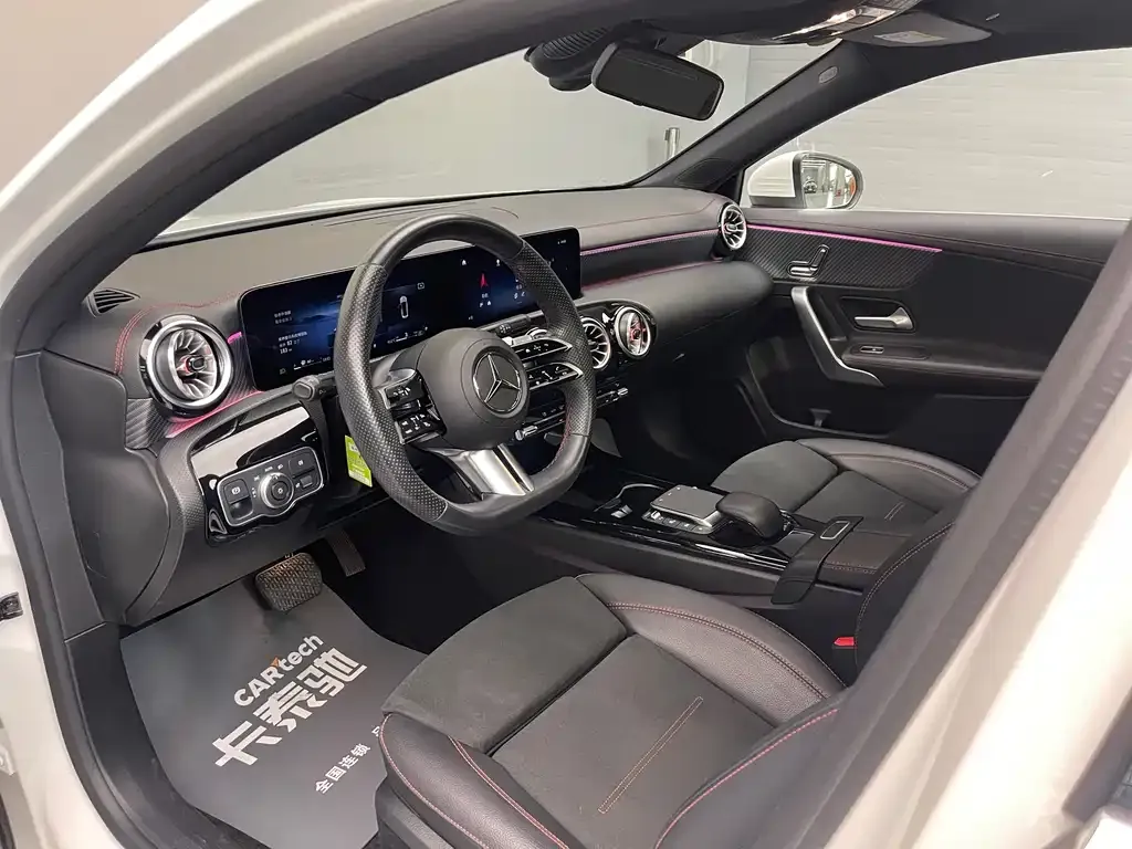 Mercedes-Benz A-Class 2023 из CN, фото 10