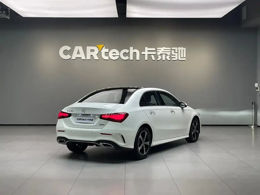 Mercedes-Benz A-Class 2023 из CN, фото 4