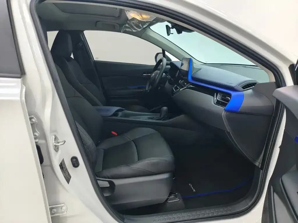 Toyota C-HR 2022 из CN, фото 10