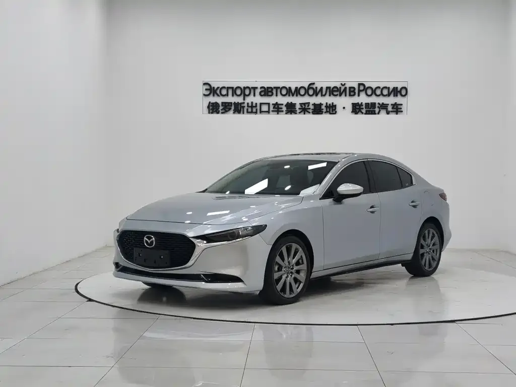 Mazda 3 Axela — фото 1