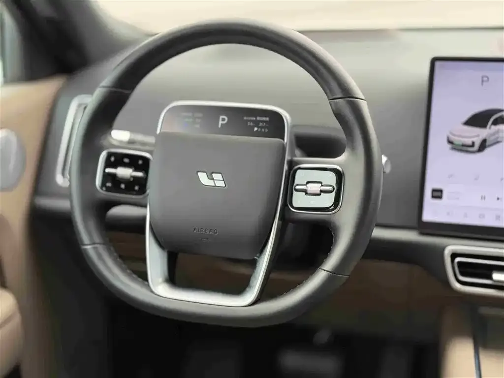 Li Auto L8 2025 из CN, фото 6