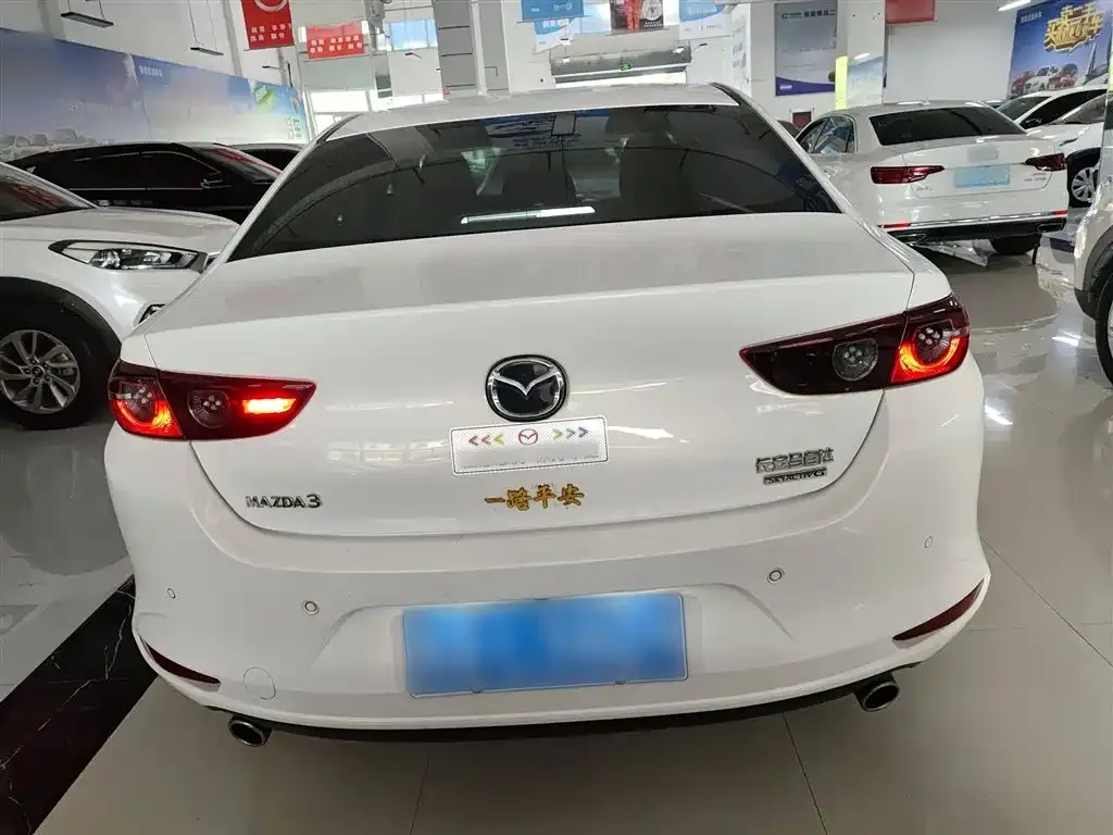 Mazda 3 Axela 2023 из CN, фото 6